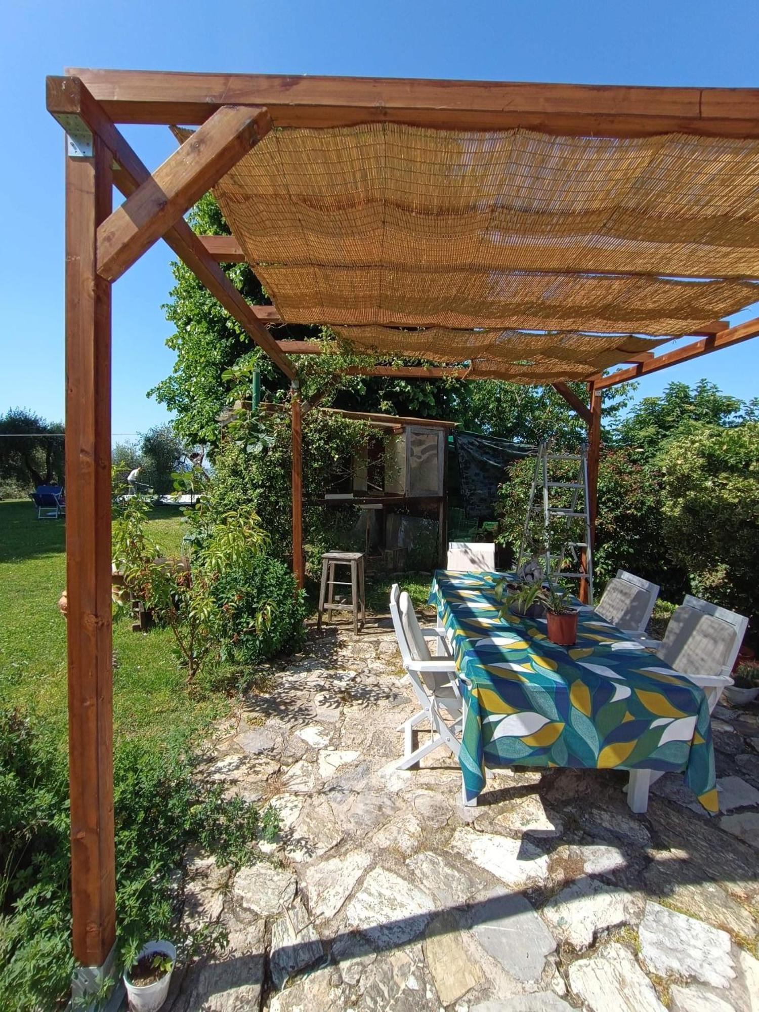 La Stanza Del Sole Guest House Matraia Exterior photo